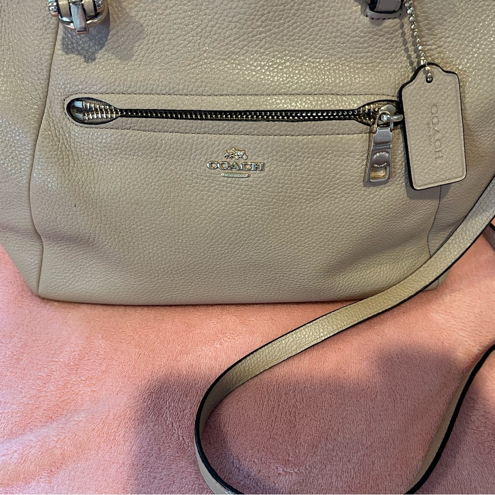 Coach Tan Leather Tote Bag - Picture 3 of 8